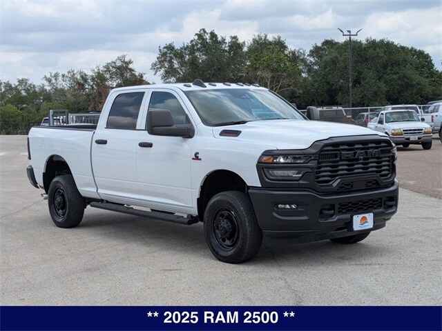 2025 Ram 2500 Tradesman photo 3