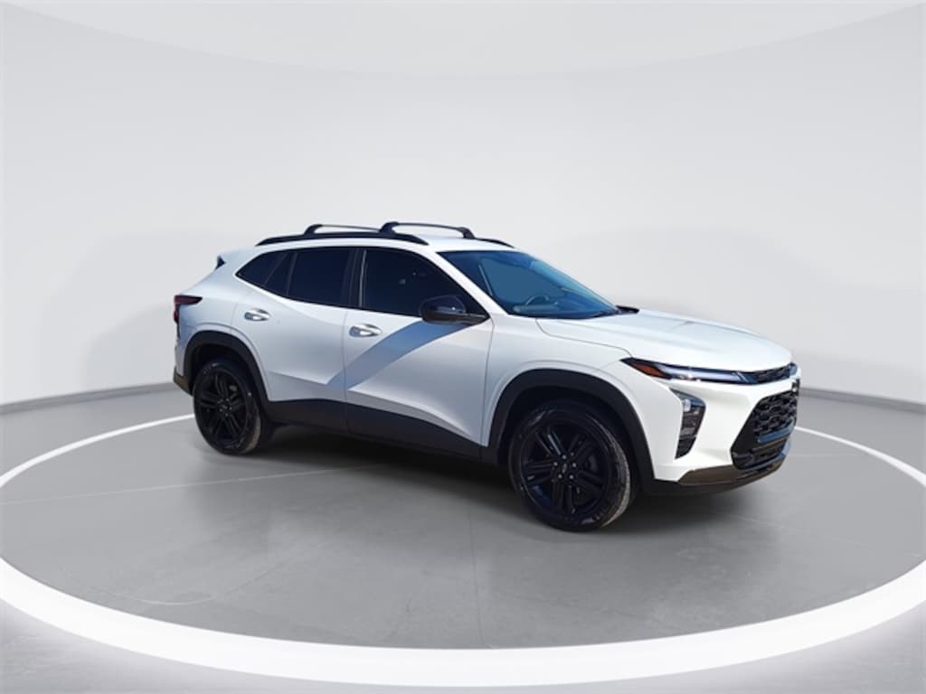 Used 2025 Chevrolet Trax Activ SUV