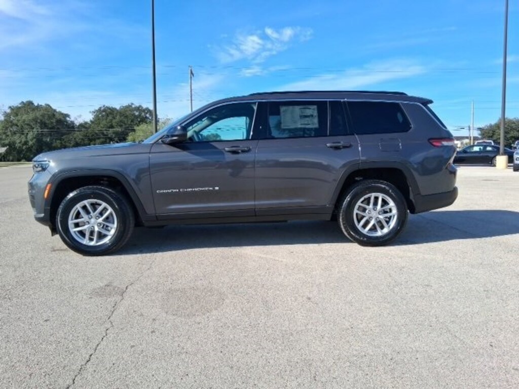 New 2025 Jeep Grand Cherokee L Laredo Sport Utility