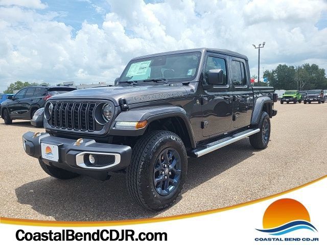 2026 Jeep Gladiator 85th Anniversary Edition Auto's photo