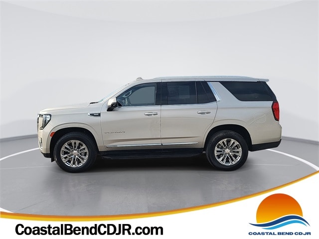 2024 GMC Yukon SLT's photo