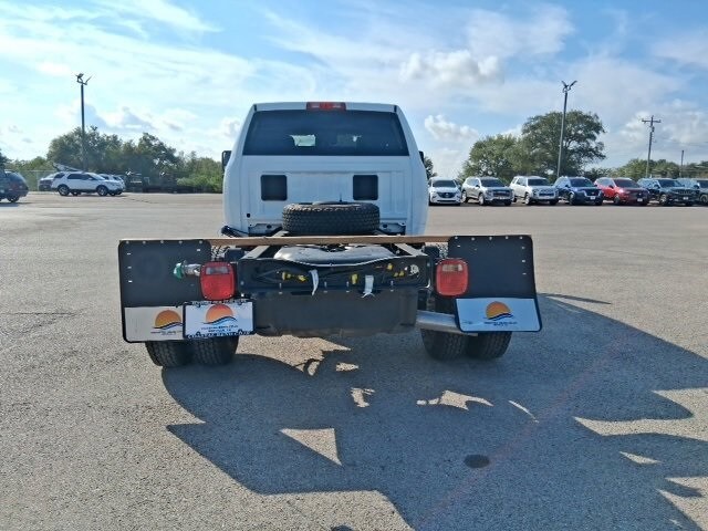 2024 Ram 3500 Tradesman photo 4