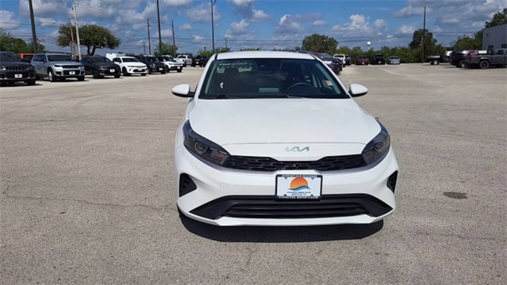 Used 2023 Kia Forte LXS Sedan