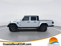 2026 Jeep Gladiator Willys Pickup