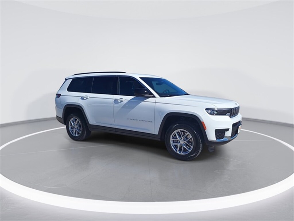 New 2025 Jeep Grand Cherokee L Laredo Sport Utility