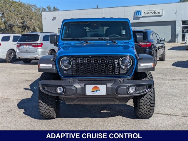 2025 Jeep Wrangler Willys photo 2