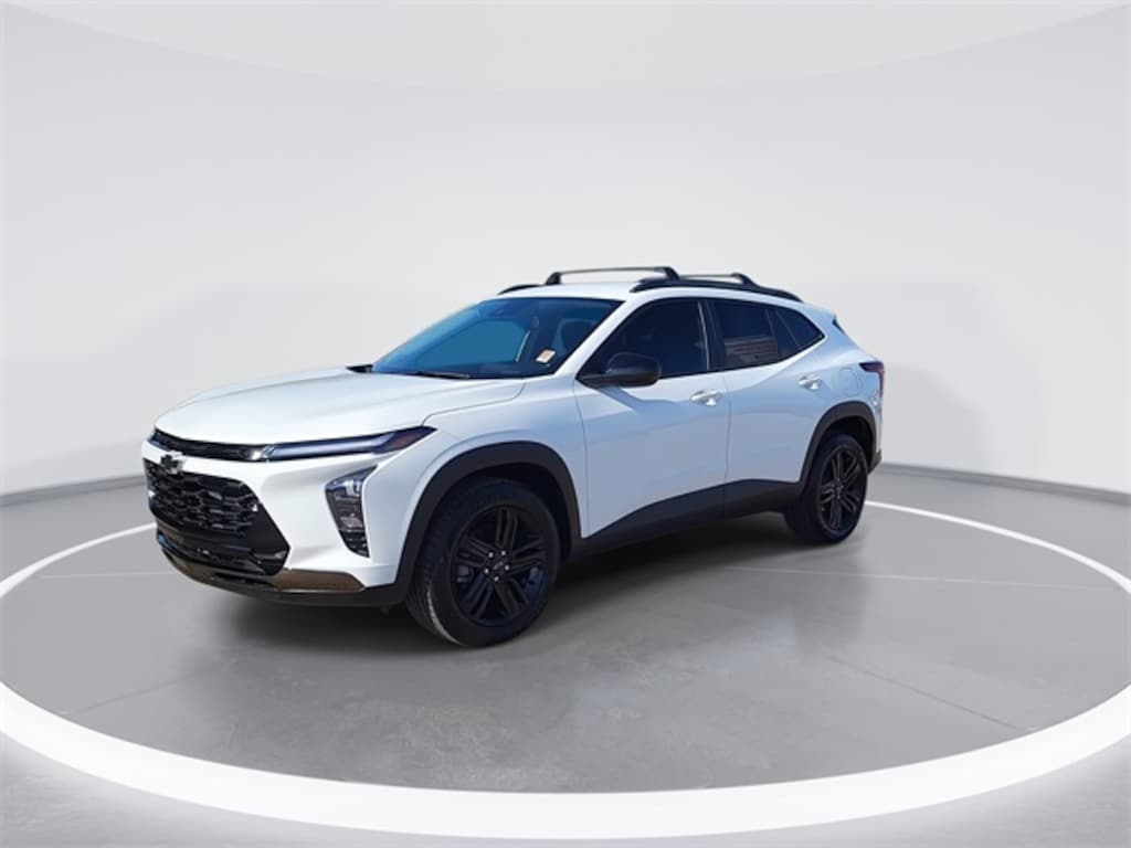 Used 2025 Chevrolet Trax Activ SUV