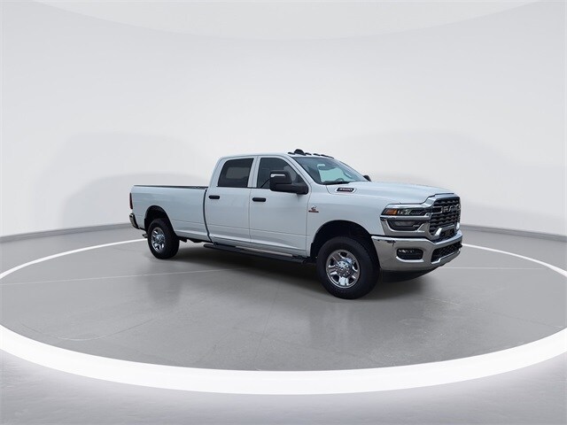 2026 Ram 3500 Tradesman photo 3