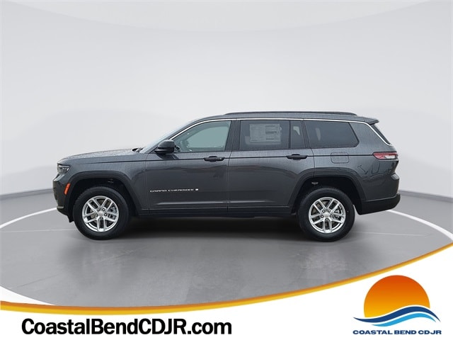 2025 Jeep Grand Cherokee L Laredo's photo