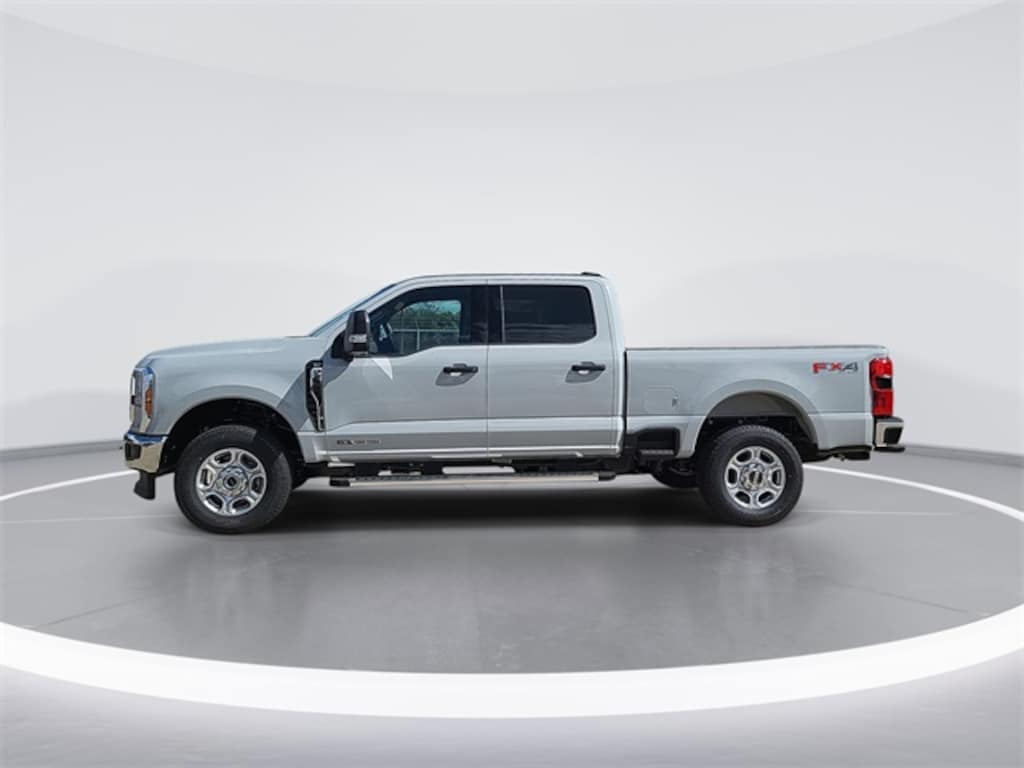 New 2026 Ford Super Duty F-250 SRW XLT TRUCK