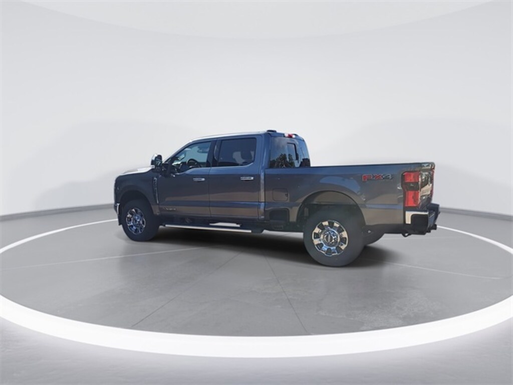 New 2026 Ford Super Duty F-250 SRW LARIAT TRUCK