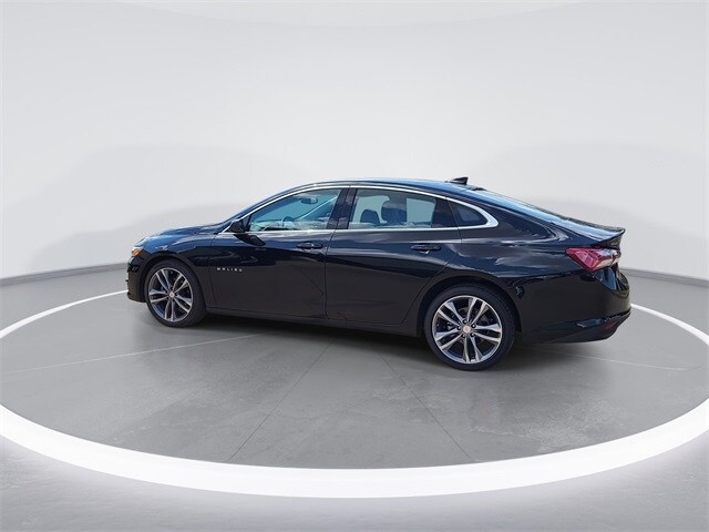 2024 Chevrolet Malibu Premier 2LT photo 4