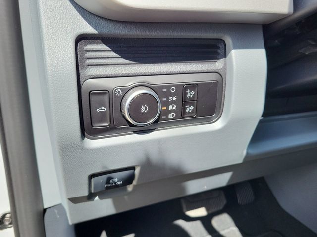 2026 Ford F-250 Super Duty XLT - Photo 14