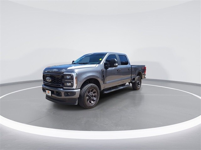 2024 Ford F-250 XL photo 3
