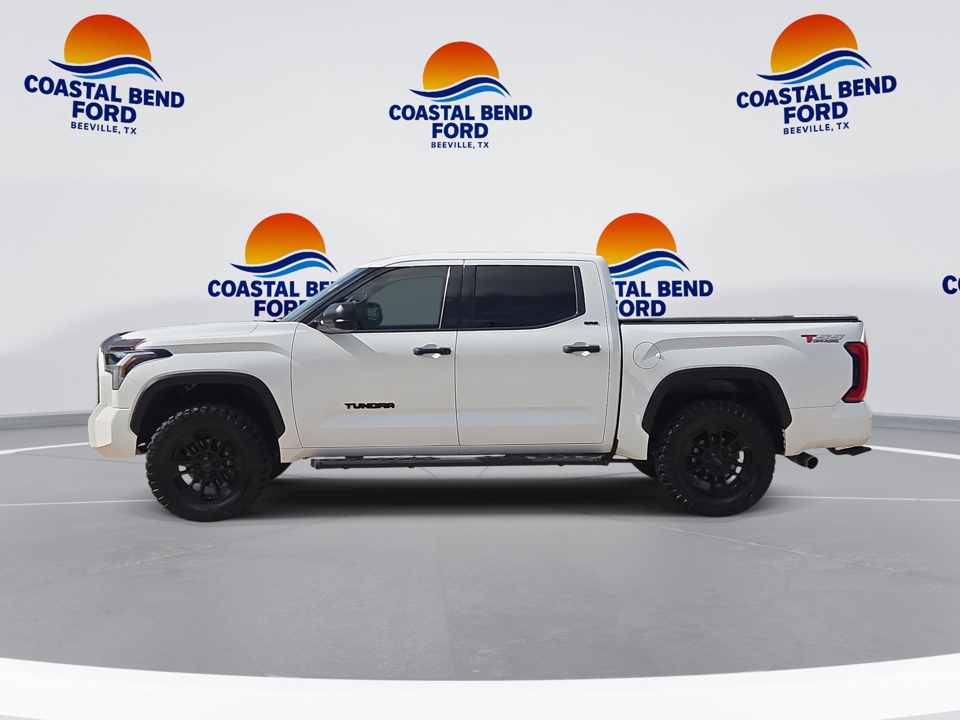 Used 2023 Toyota Tundra 4WD SR5
