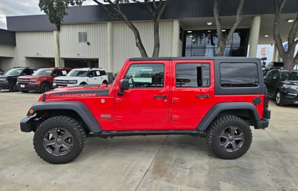 Used 2018 Jeep Wrangler JK Unlimited Rubicon Recon SUV