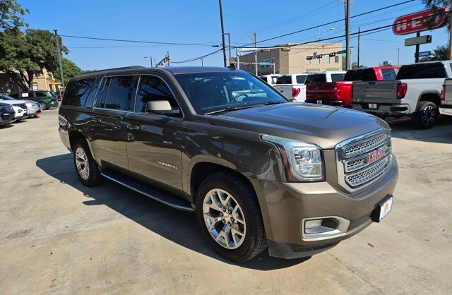 2016 Gmc Yukon XL SLT photo 4