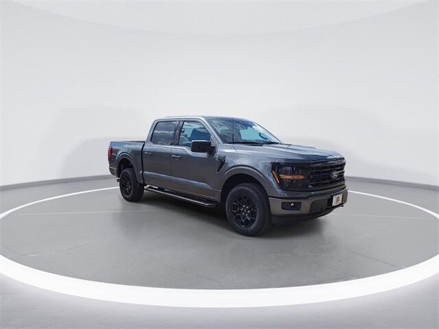 2025 Ford F-150 XLT photo 3