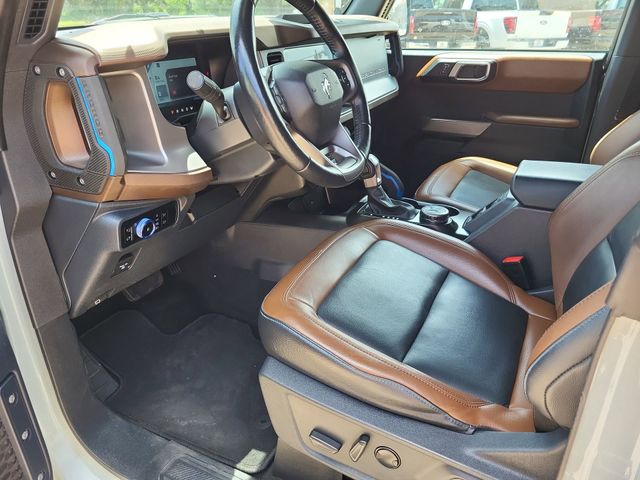 2023 Ford Bronco 4-Door Outer Banks - Photo 13