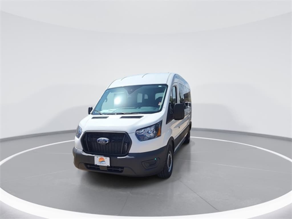 New 2025 Ford Transit Passenger Wagon XL T-350 148 Med Roof XL RWD