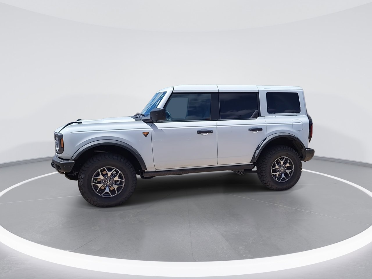 2025 Ford Bronco Badlands photo 3