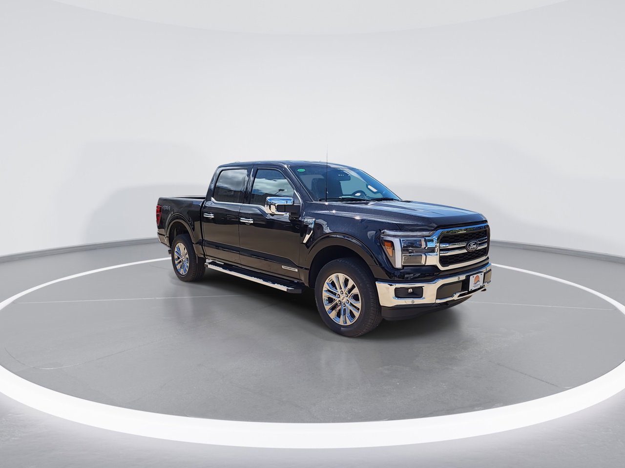 2025 Ford F-150 Lariat photo 2