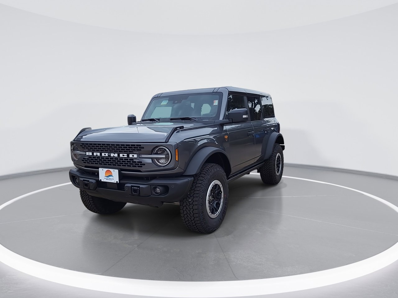 2025 Ford Bronco Badlands photo 2