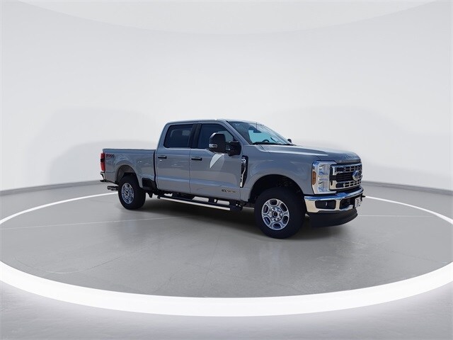 2026 Ford F-250 XLT photo 3