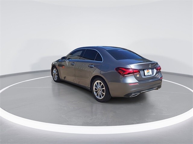 2021 Mercedes Benz A 220 photo 4