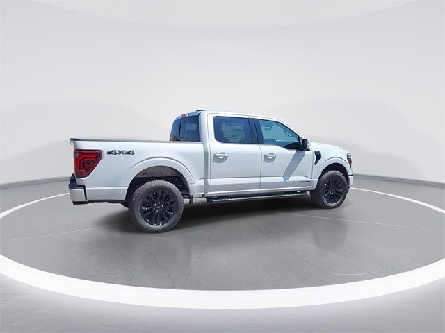 2025 Ford F-150 Lariat photo 2