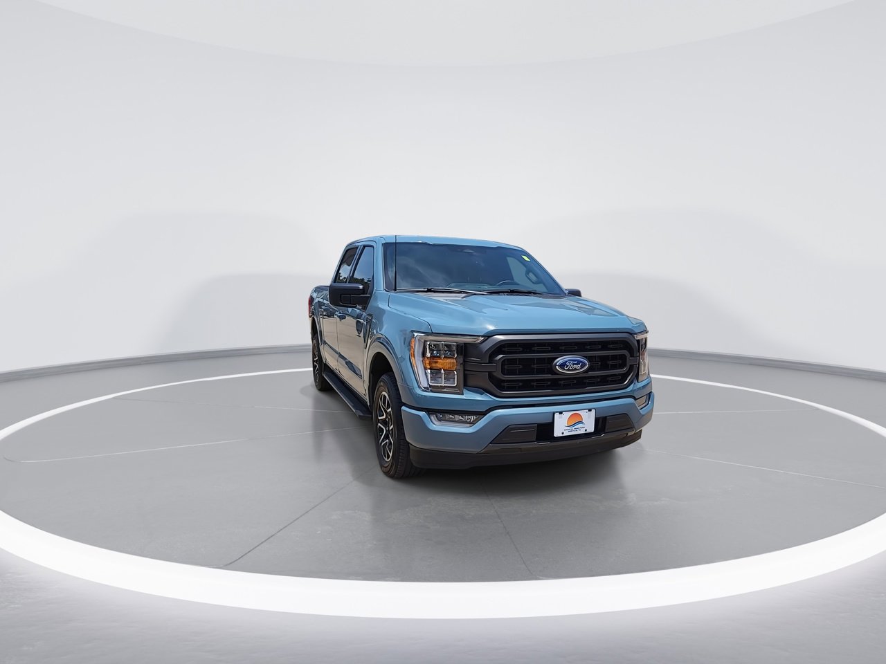 2023 Ford F-150 XLT photo 3