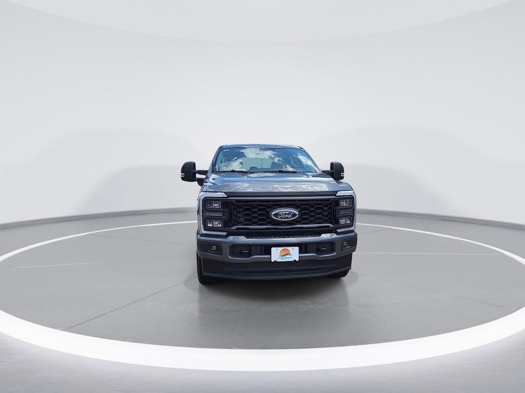 New 2025 Ford Super Duty F-250 SRW XL XL 4WD Crew Cab 6.75 Box