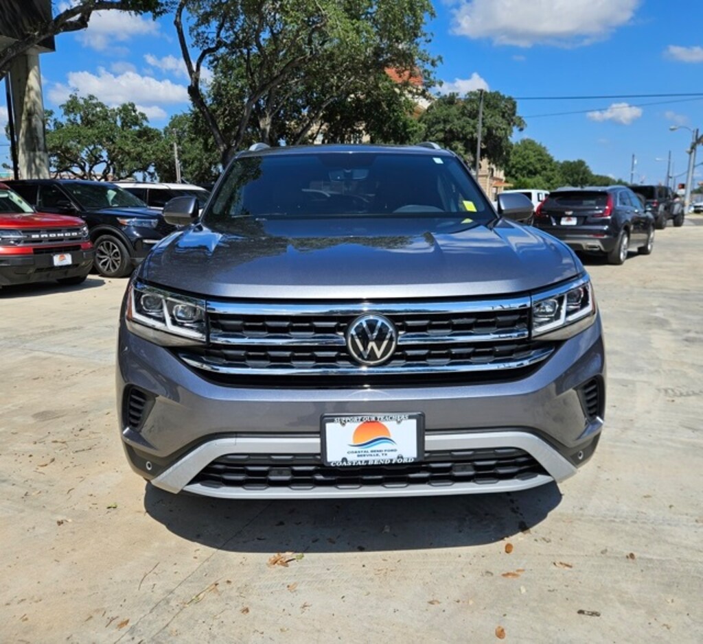Used 2021 Volkswagen Atlas Cross Sport 2.0T SE w/Technology SUV