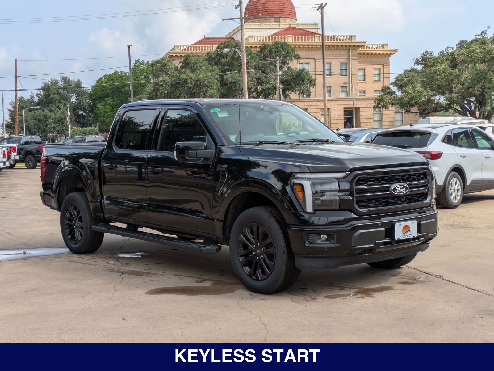 2025 Ford F-150 Lariat photo 3