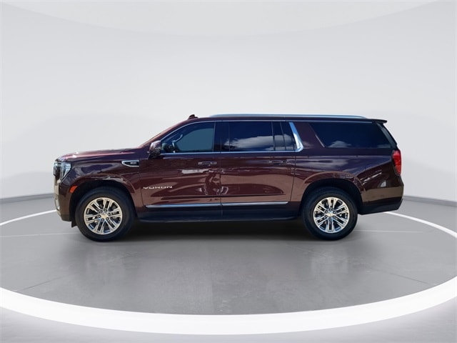 2023 GMC Yukon XL SLT's photo