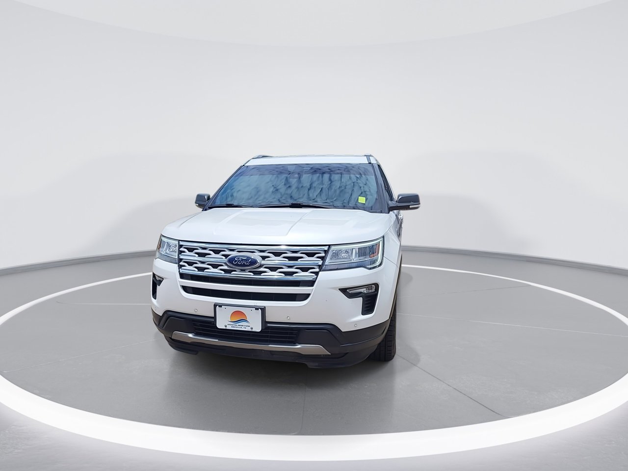 2019 Ford Explorer XLT photo 4