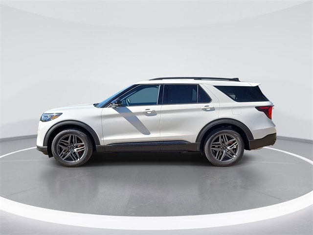 2026 Ford Explorer ST's photo