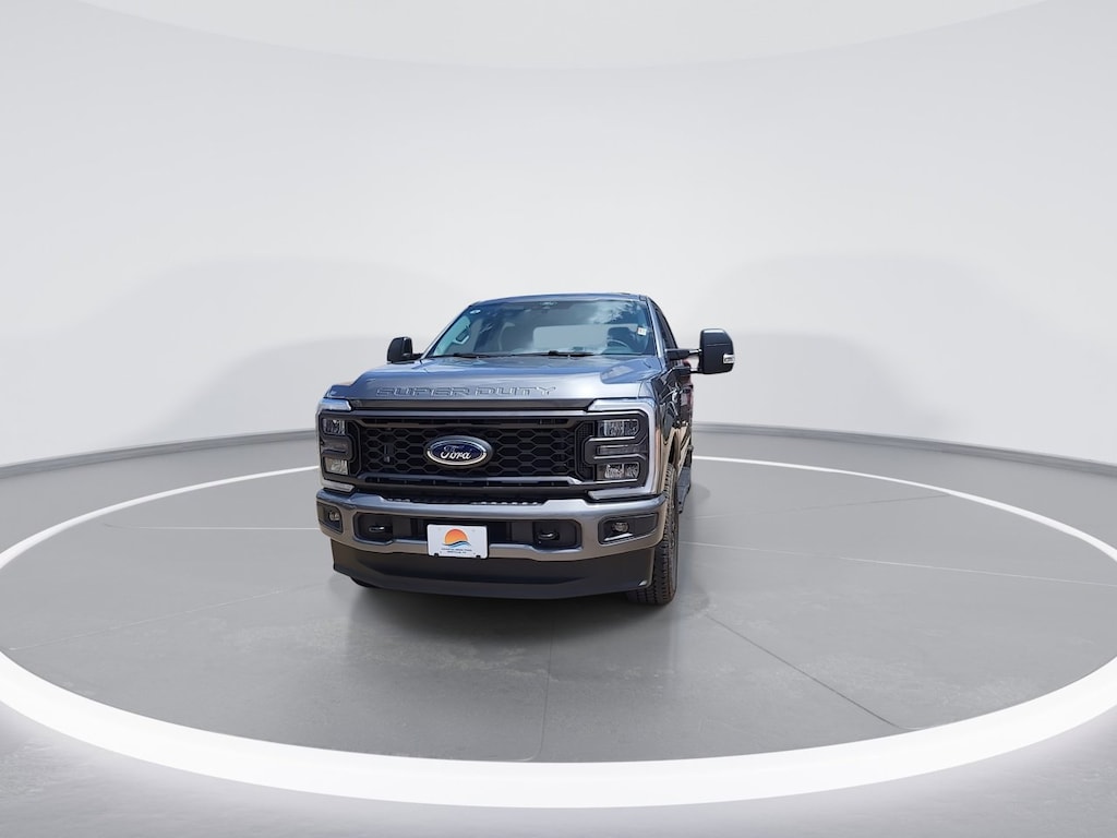 New 2025 Ford Super Duty F-250 SRW XL XL 4WD Crew Cab 6.75 Box