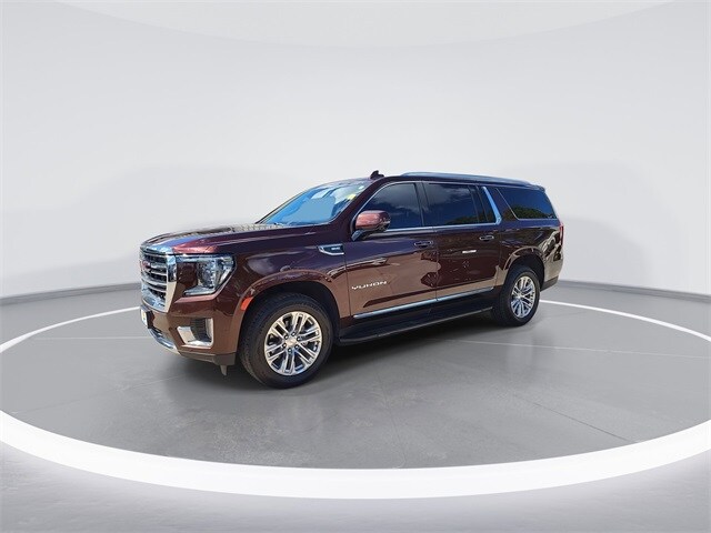 2023 Gmc Yukon XL SLT photo 3