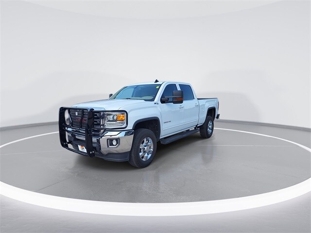 2017 Gmc Sierra SLE photo 3
