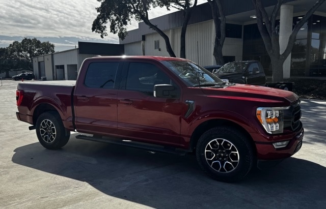 2021 Ford F-150 XLT photo 4