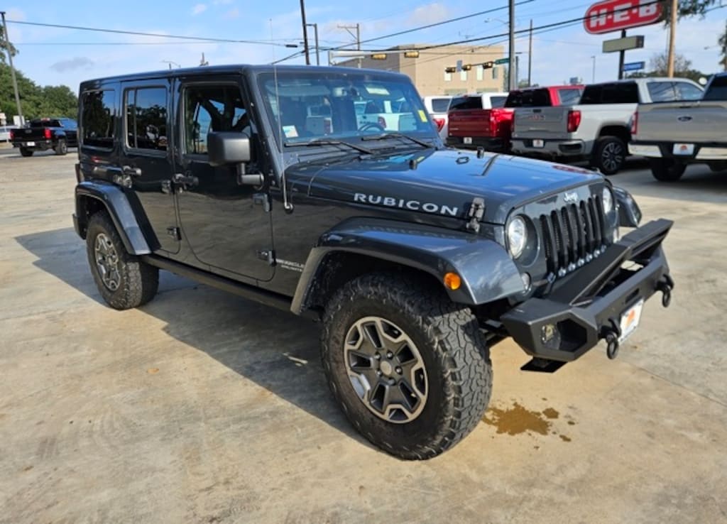 Used 2017 Jeep Wrangler Unlimited Rubicon SUV