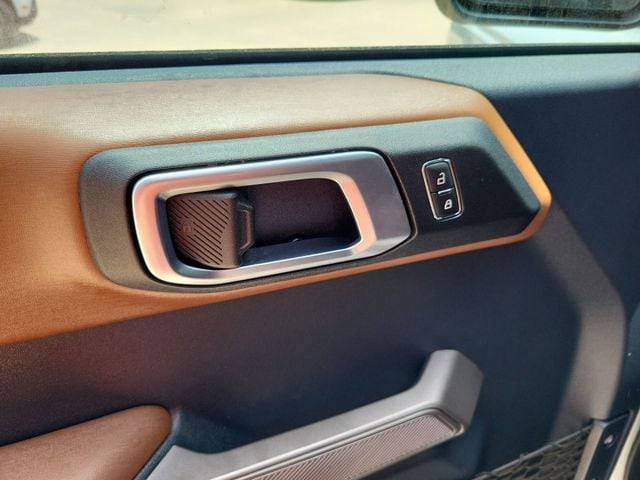 2023 Ford Bronco 4-Door Outer Banks - Photo 15