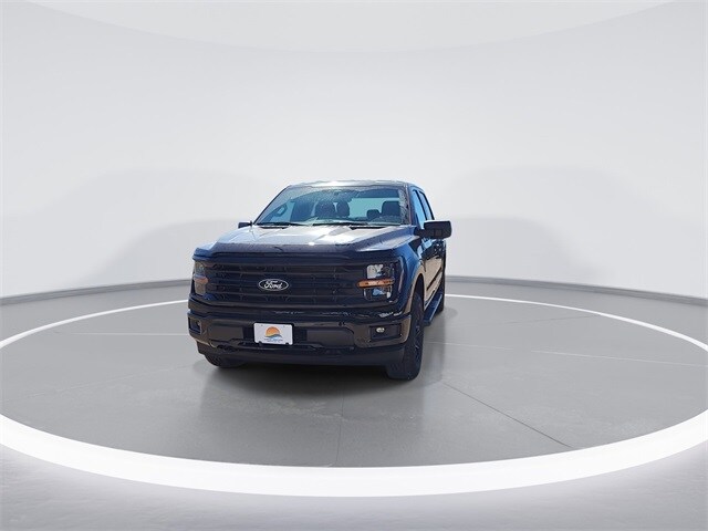 2025 Ford F-150 XLT photo 3
