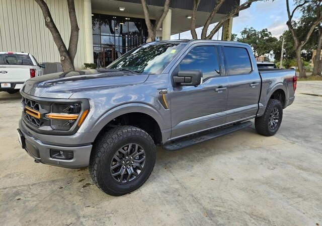 2024 Ford F-150 Tremor photo 2