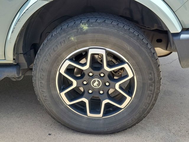 2023 Ford Bronco 4-Door Outer Banks - Photo 17
