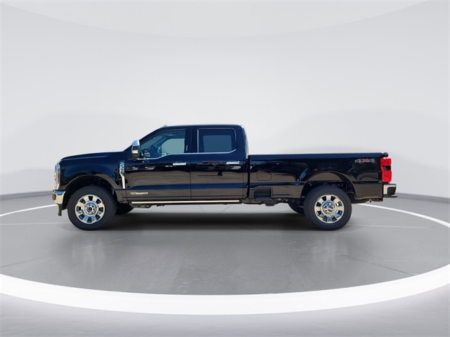 2026 Ford F-350 Super Duty Lariat's photo