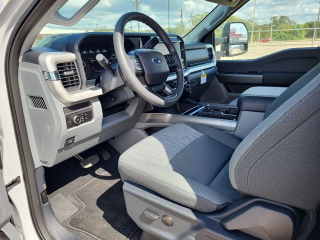 2026 Ford F-250 Super Duty XLT - Photo 13