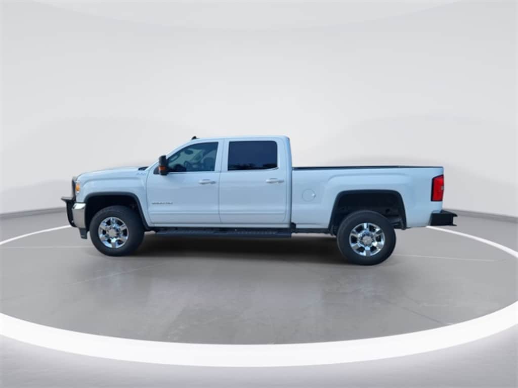 Used 2017 GMC Sierra 2500HD SLE Truck Crew Cab