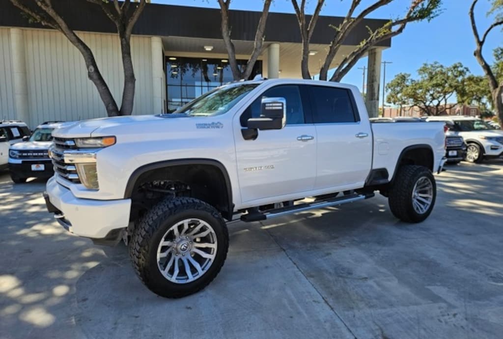 Used 2020 Chevrolet Silverado 2500HD High Country Truck Crew Cab